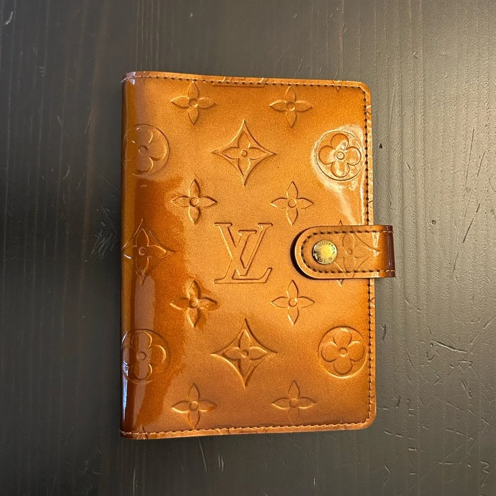 Louis Vuitton Vernis BRONZE agenda pm EUC with COA - Picture 3 of 14